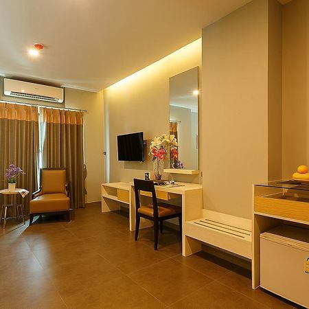 Green Point Residence Hotel Bangkok Ngoại thất bức ảnh