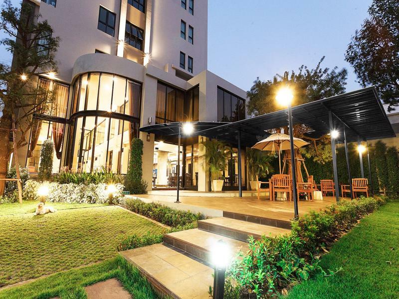 Green Point Residence Hotel Bangkok Ngoại thất bức ảnh